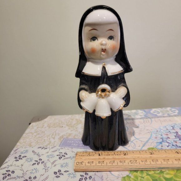 Vintage Nun with Handbells Figurine - Picture 8 of 10